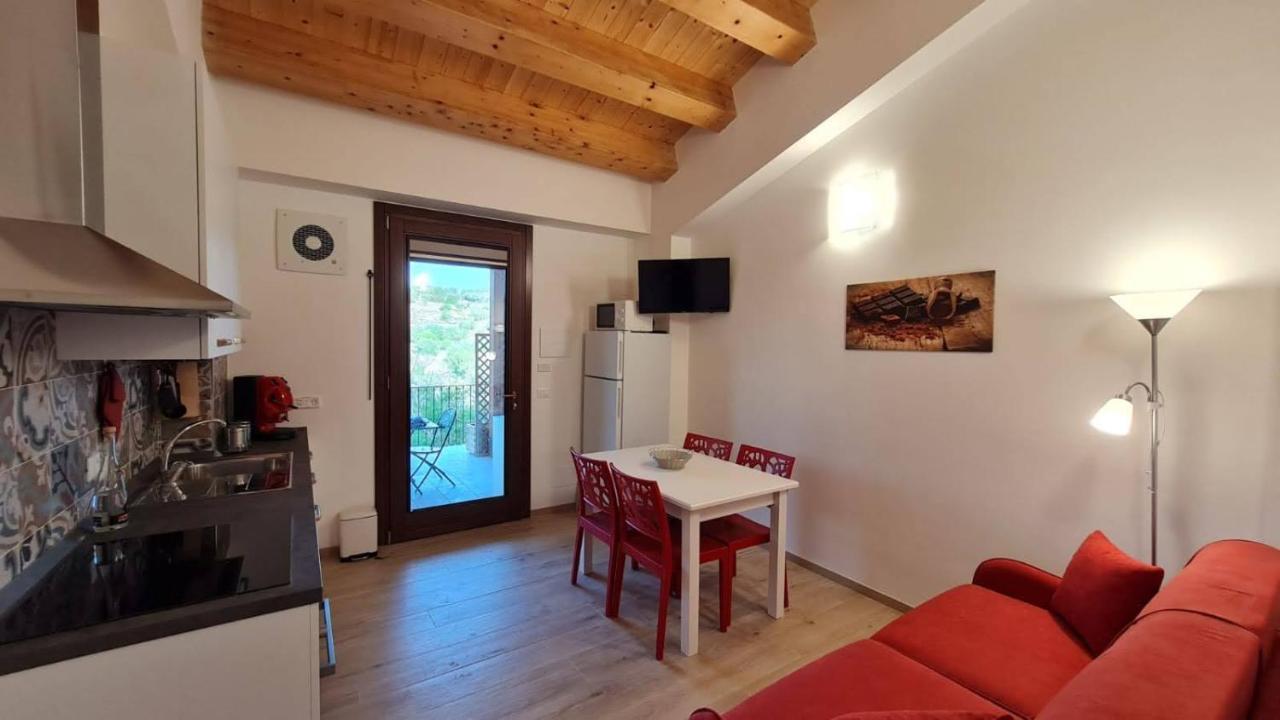 Casa Vacanze Il Mandarancio Μόντικα Εξωτερικό φωτογραφία