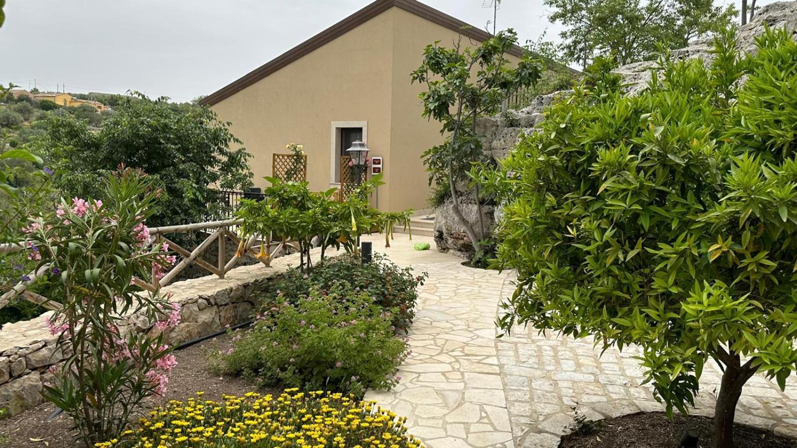 Casa Vacanze Il Mandarancio Μόντικα Εξωτερικό φωτογραφία